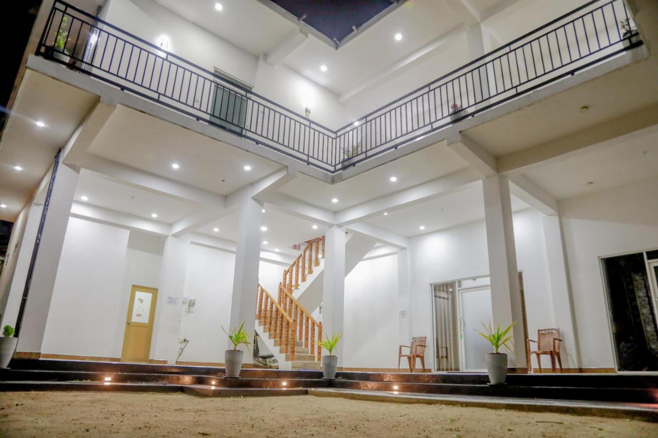 Araliya Lagoon Park Resort Негомбо Экстерьер фото